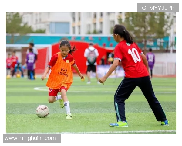 足球明星头球训练秘籍揭秘提升技术与力量的全面指南